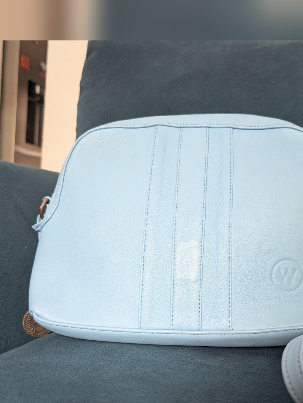 Wanderers Travel Co The Bellagio Crossbody - Sky Blue - Excellent Condition